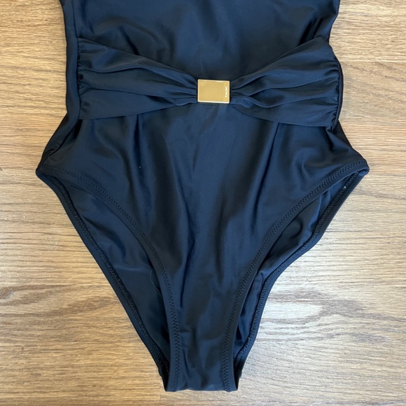 NEW Legance Lisa Plunge One-Piece Swimsuit Black Sz XS - Picture 5 of 10